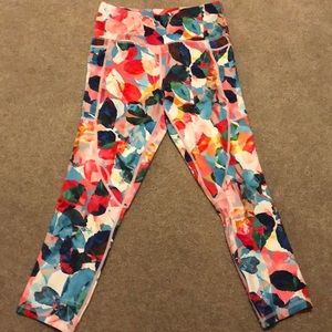Zyia floral workout capris